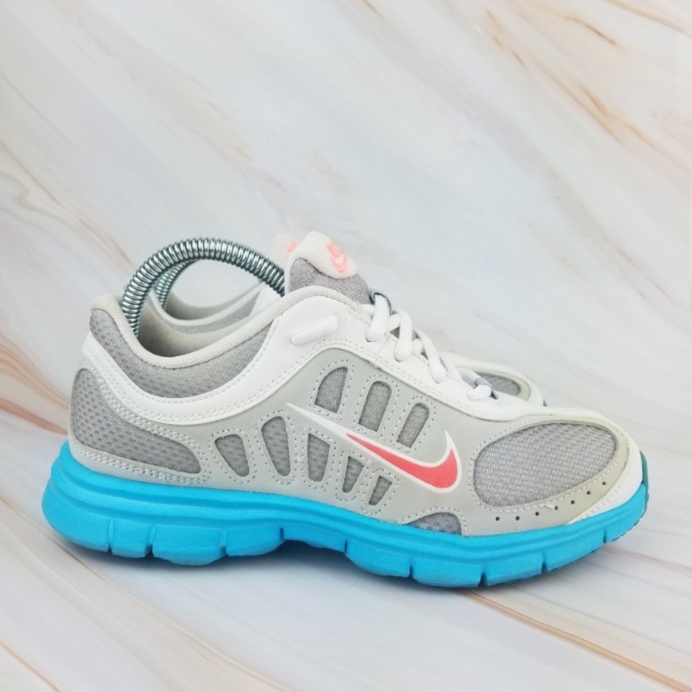 Nike Inspire Shoes Big Girl Size 5 Running/ Walking